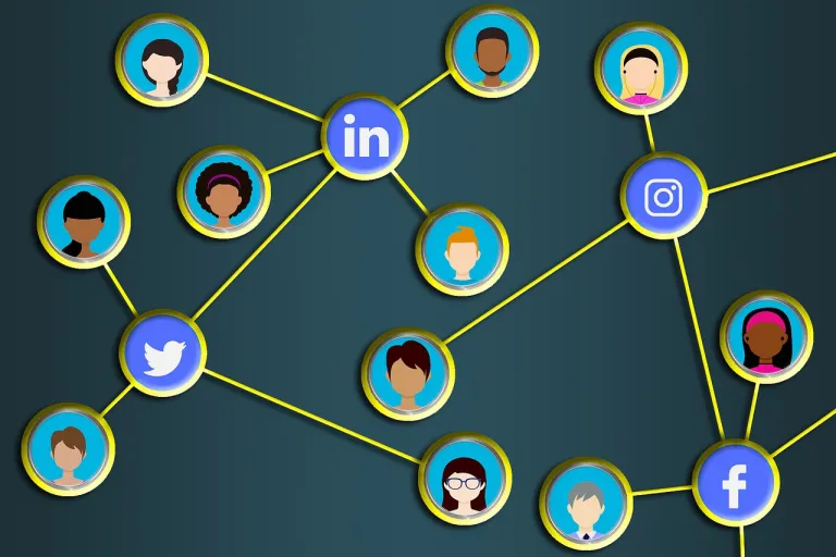 3 tips tp optimise your LinkedIn profile.